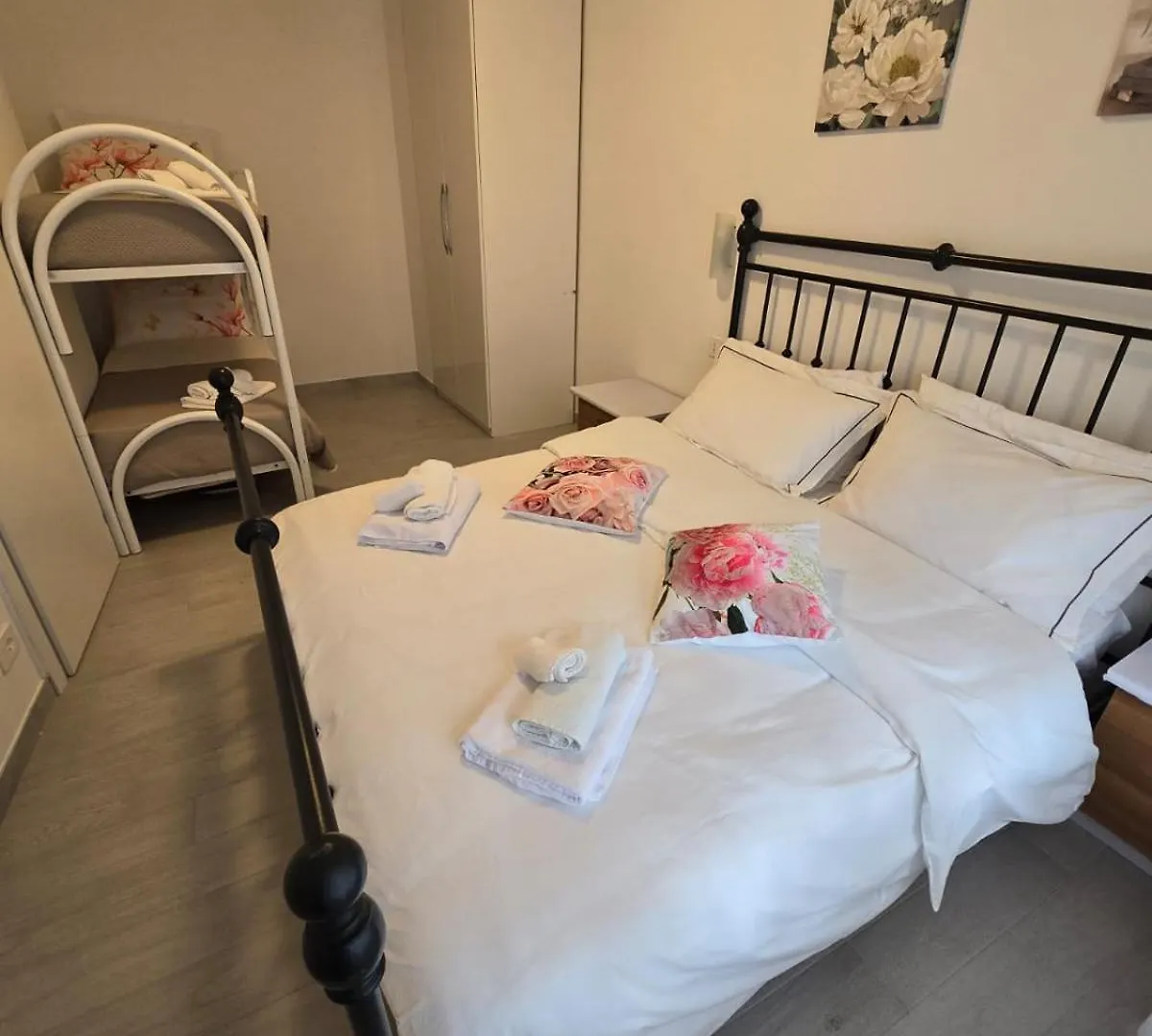 Residenza Del Sole Apartment Rapallo